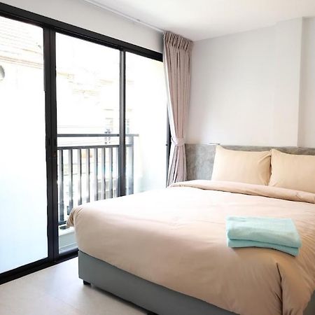 Y House Patong Exterior foto